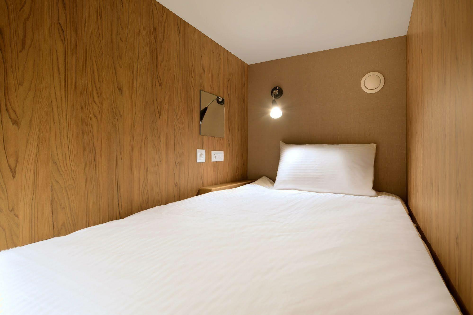 Park City Inn & Hostel Jungho Kültér fotó